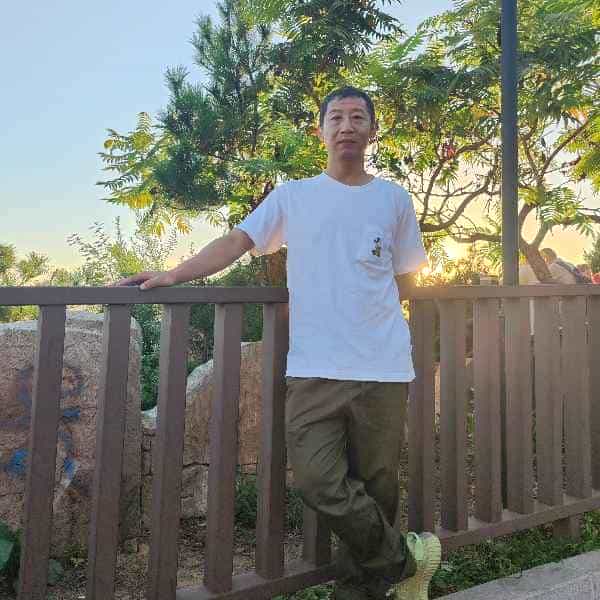 47岁岁辽宁单身帅哥 - 巴中吉缘网