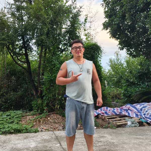 32岁岁浙江单身帅哥 - 巴中吉缘网