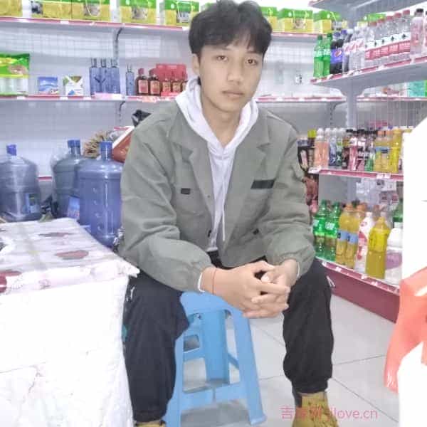 23岁岁贵州单身帅哥 - 巴中吉缘网